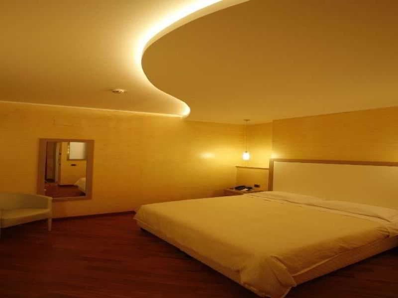 Villa Esperia 5