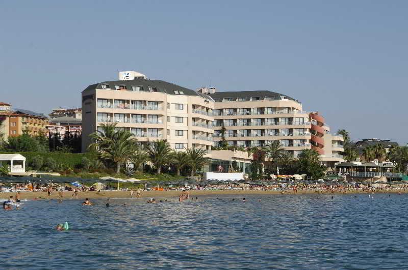 Aska Just In Beach 3