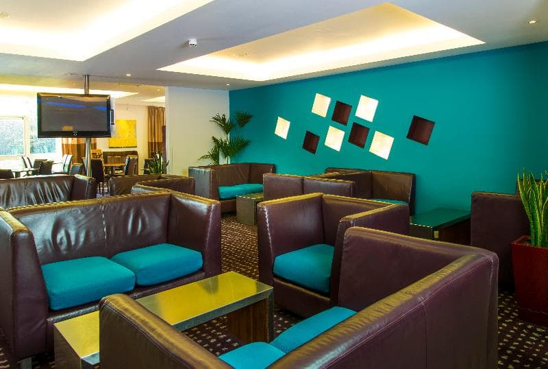 Holiday Inn Express Cambridge 3