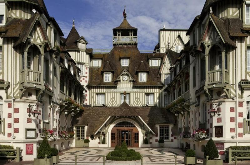 Hôtel Barriére Le Normandy 5