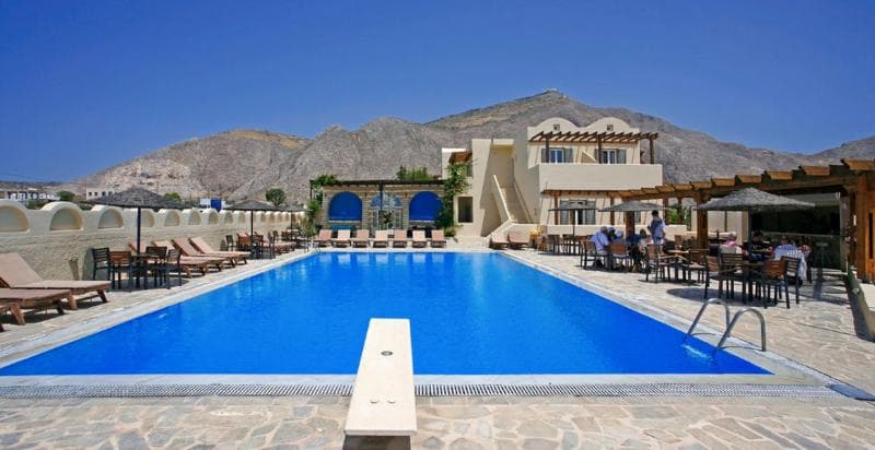 Thera Mare Resort 4