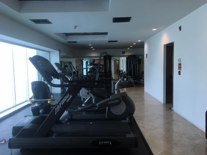 We Hotel Aeropuerto - Business & Pleasure Hotel 1