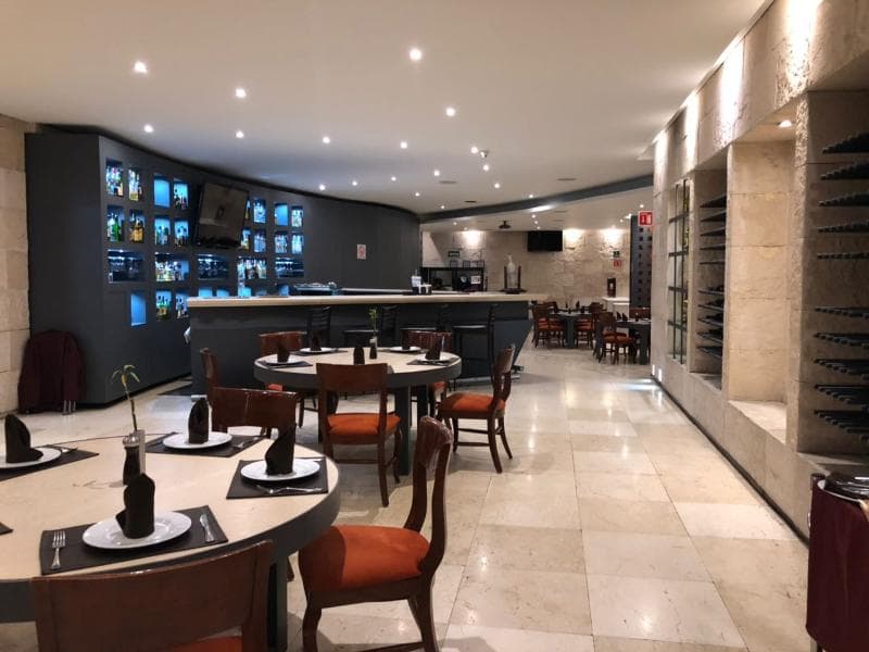 We Hotel Aeropuerto - Business & Pleasure Hotel 3