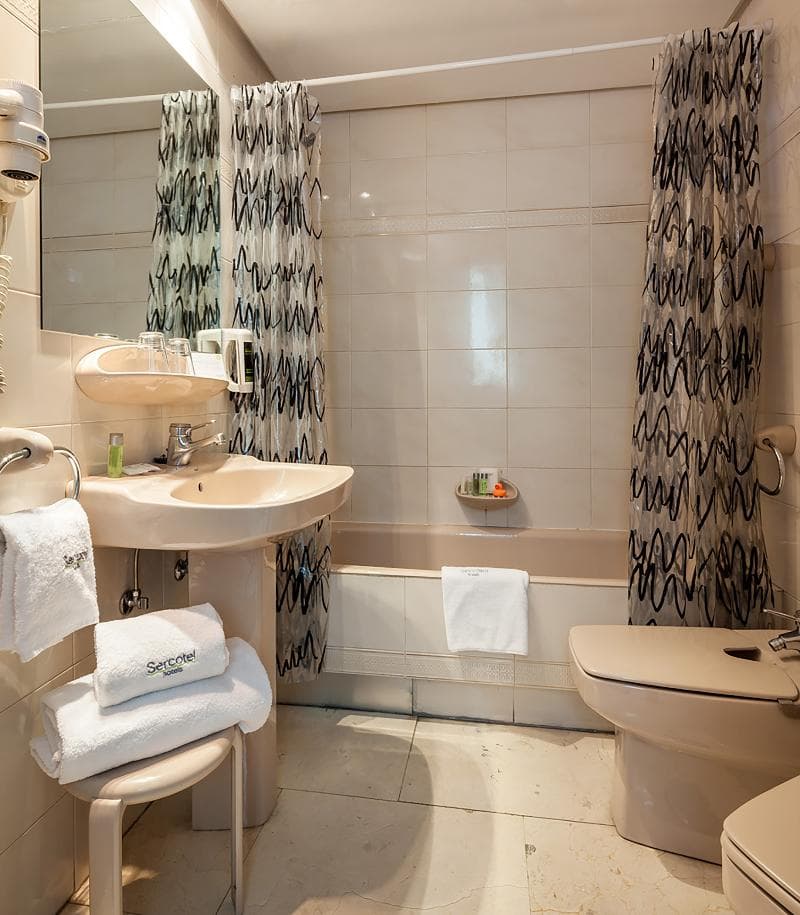 Aparthotel Sercotel Togumar 4