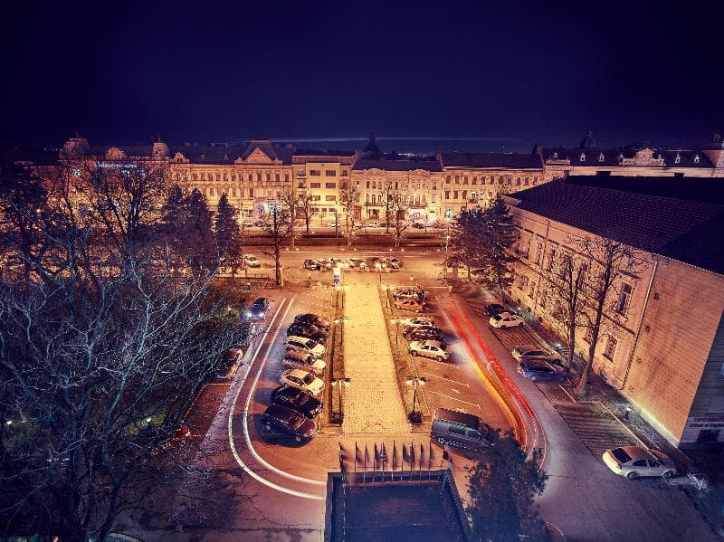 Continental Forum Arad photo 1