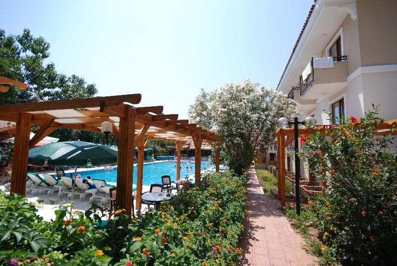 Perdikia Beach Hotel 5