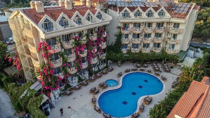 Grand Faros Hotel 3