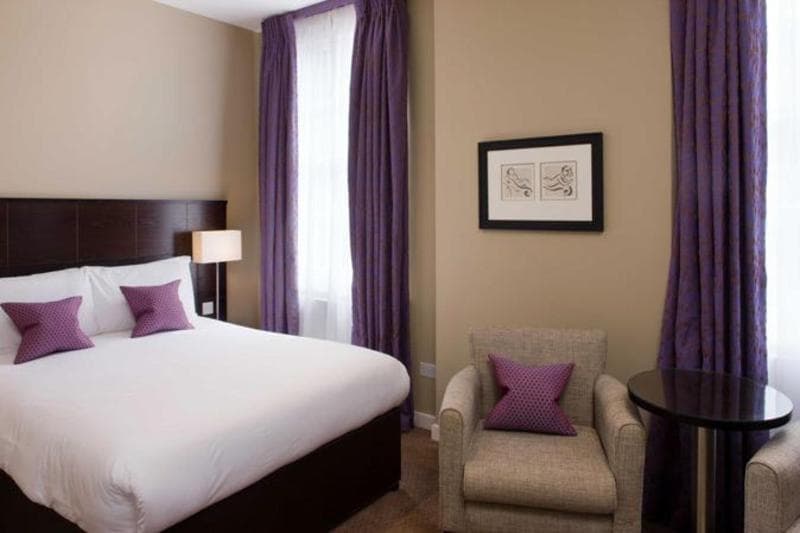 Berjaya Eden Park London Hotel 5