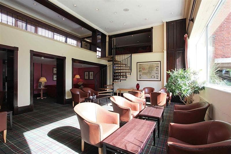 Mercure Winchester Wessex Hotel 2