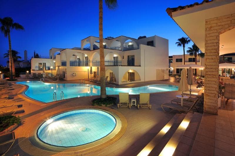 Petrosana Hotel Apts 3
