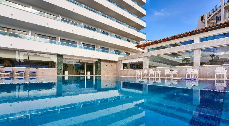 Globales Torrenova - Adults Only 5