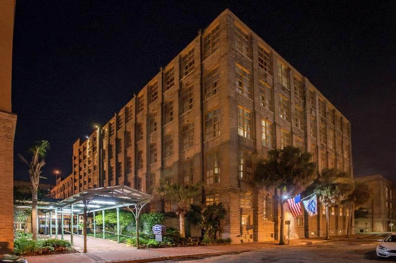 Hampton Inn & Suites New Orleans - Convention Center 2