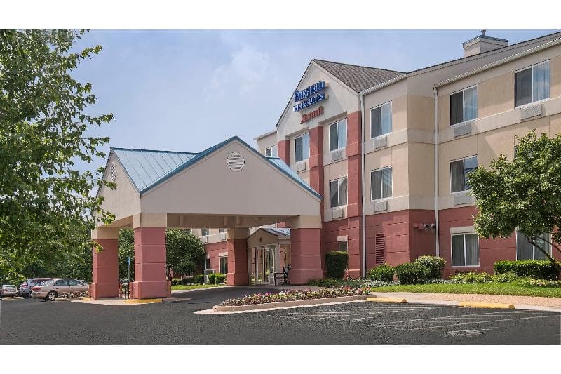 Fairfield Inn & Suites Dulles Airport 2