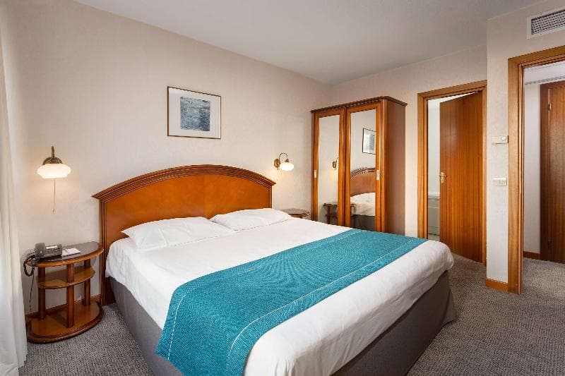 Ramada by Wyndham Bucharest Parc 4