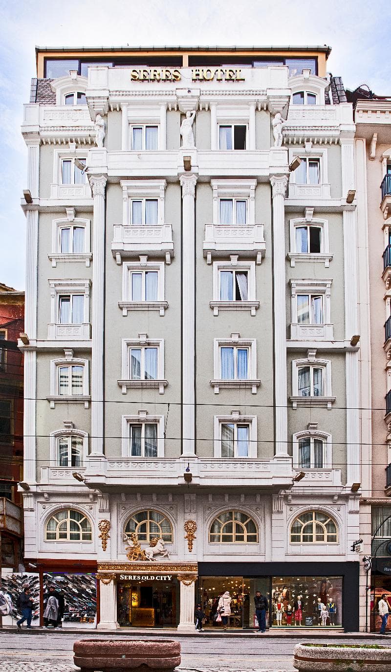 Seres Hotel 4