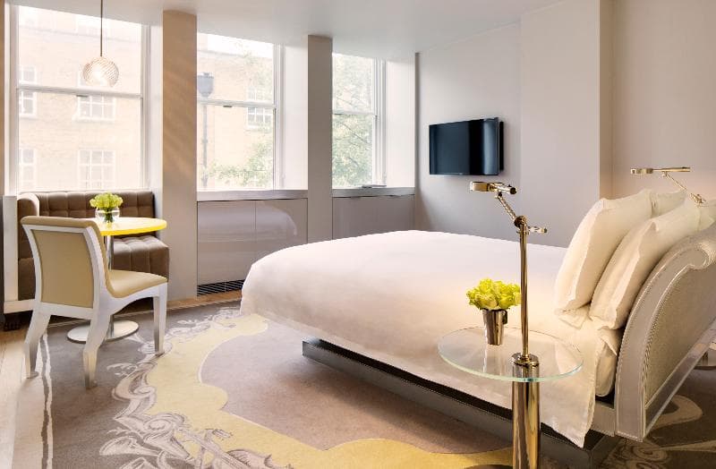 Sanderson London 4