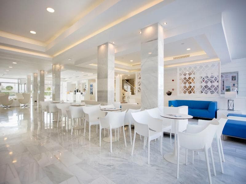 Mar Hotels Playa de Muro Suites 5
