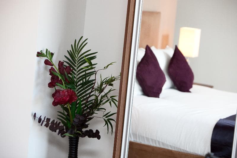 The Spires Serviced Apartments Glasgow 2