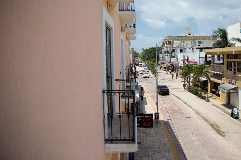 Los Itzaes Hotel photo 1