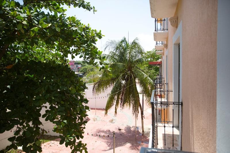 Los Itzaes Hotel 5
