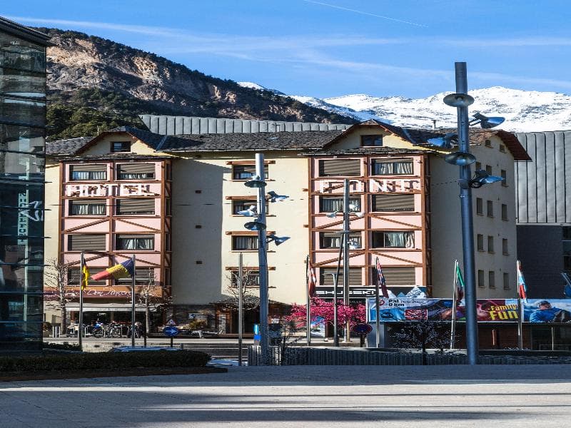 Font Andorra Hostel 2