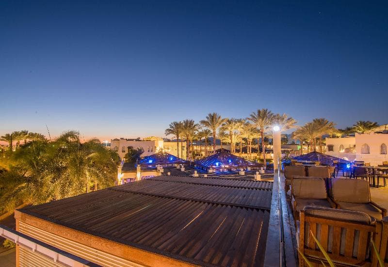 Reef Oasis Beach Resort 3