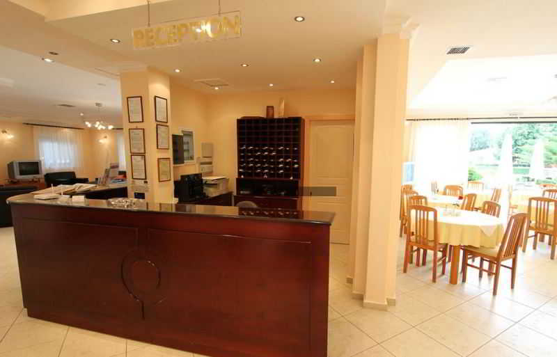 Hotel Limanaki 4
