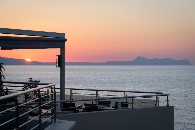 Macaris Suites & Spa 5