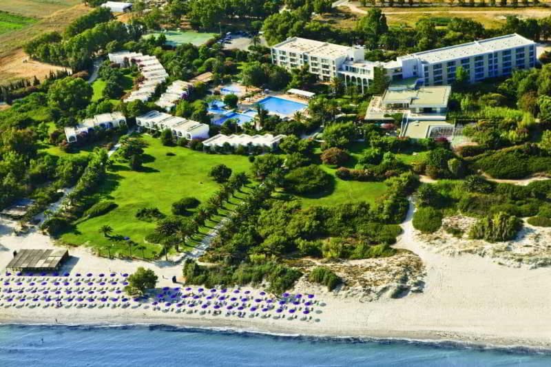 Caravia Beach 2