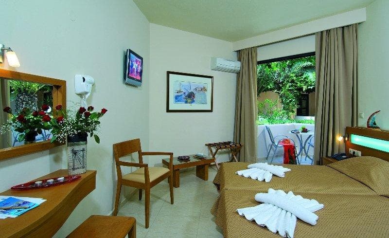 Eva Bay Hotel On The Beach - Adults Only 3