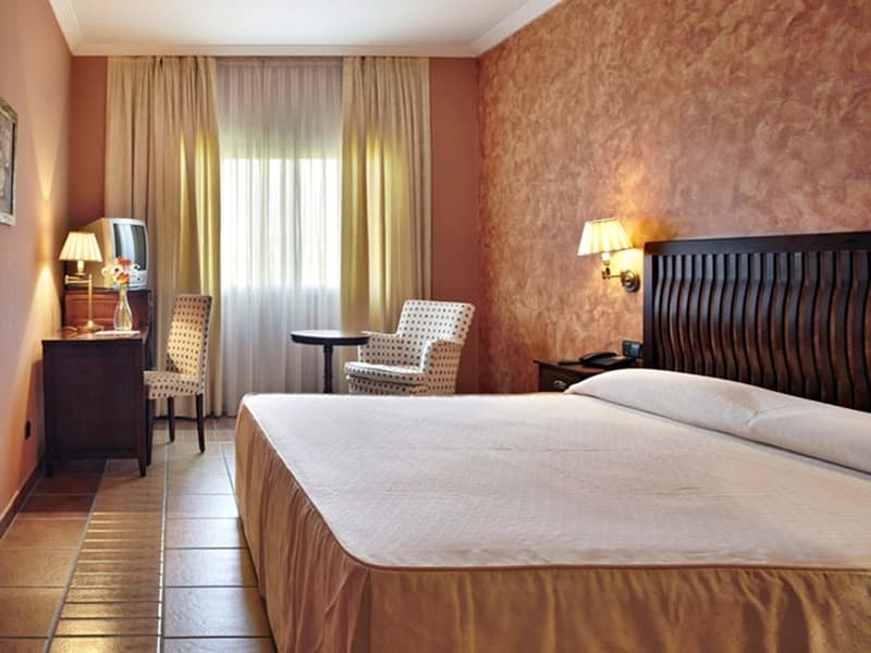Hotel Mafalda De Castilla 3