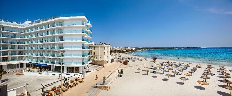 Universal Hotel Perla 2