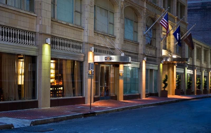 Renaissance New Orleans Pere Marquette French Quarter Area Hotel 3