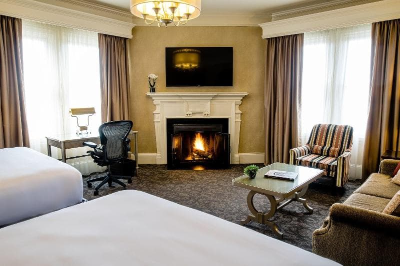 Lenox Hotel photo 1