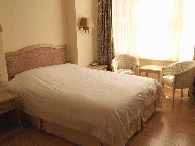 Victoria Square Hotel 5