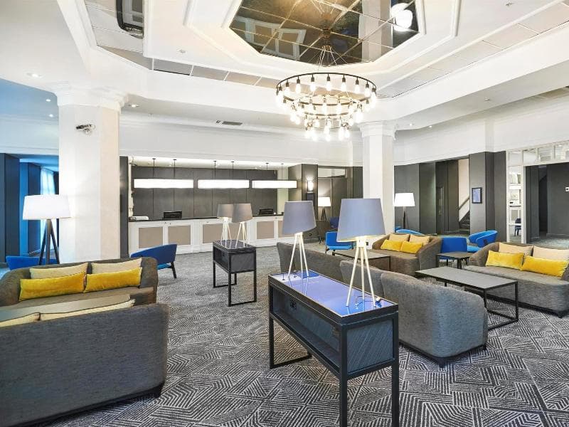 DoubleTree by Hilton Dartford Bridge 3
