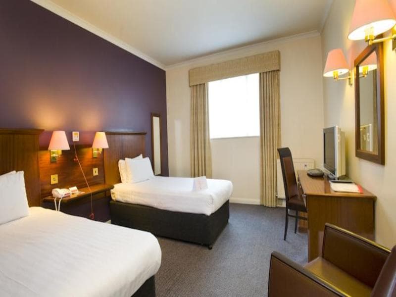 Thatcher's Hotel 4