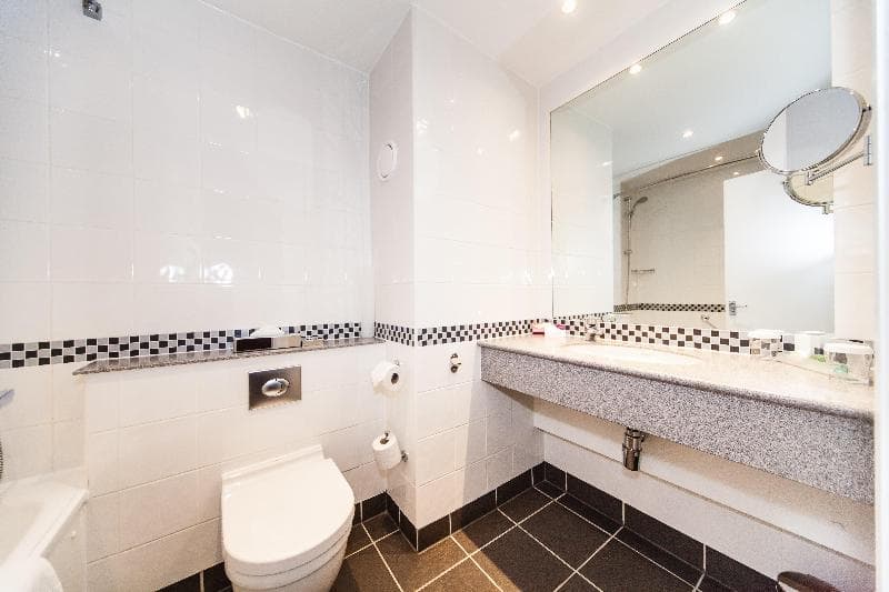 Crowne Plaza Leeds 2