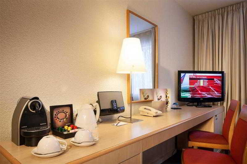 Novotel Milton Keynes 3