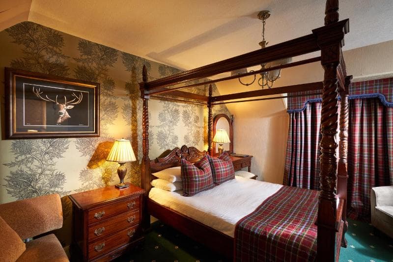 Loch Kinord Hotel photo 1
