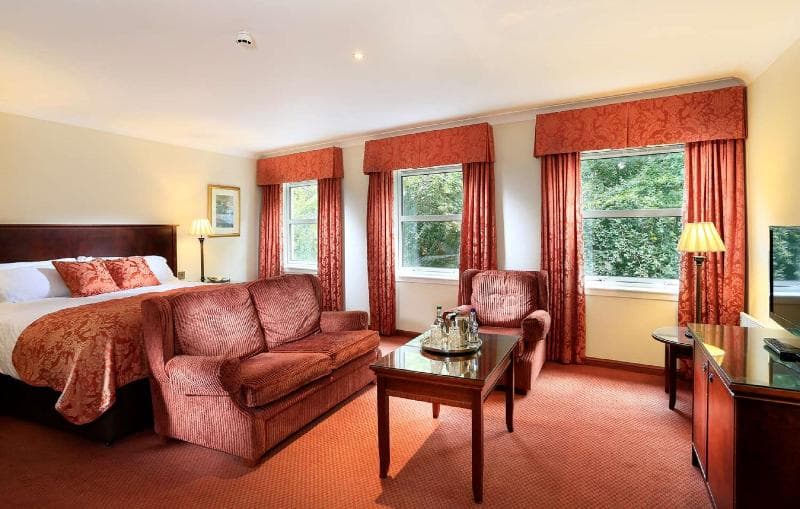 Macdonald Norwood Hall Hotel 4