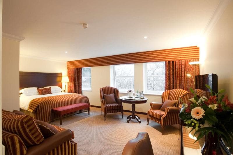 Macdonald Norwood Hall Hotel 5
