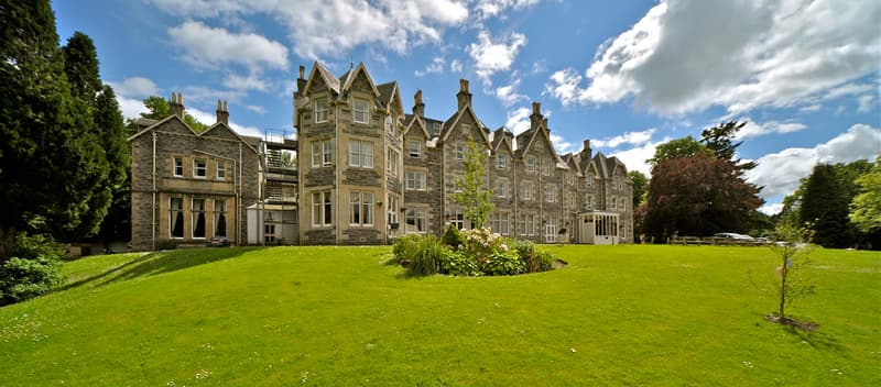 Ben Wyvis Hotel 2