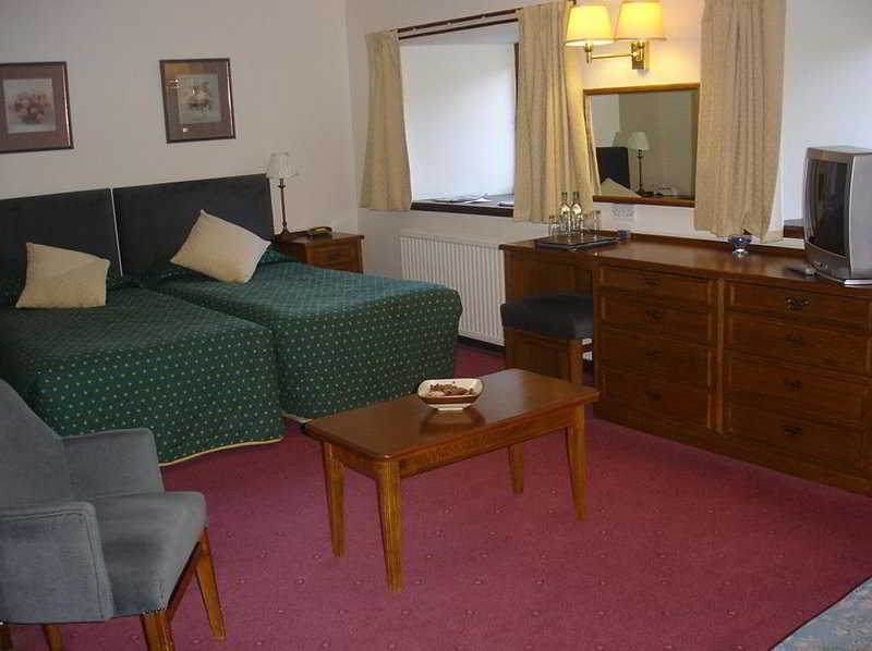 Bowfield Hotel & Country Club main