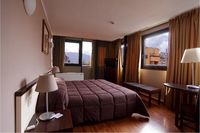 ibis Styles Palermo Cristal photo 1