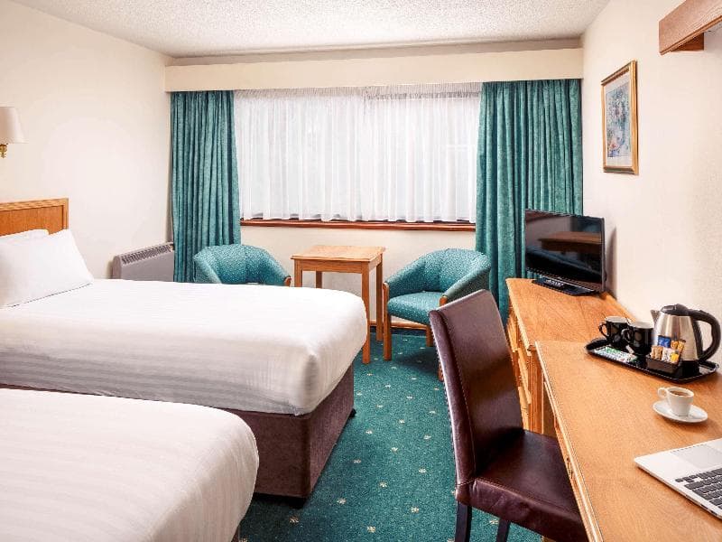 Mercure Livingston Hotel 3