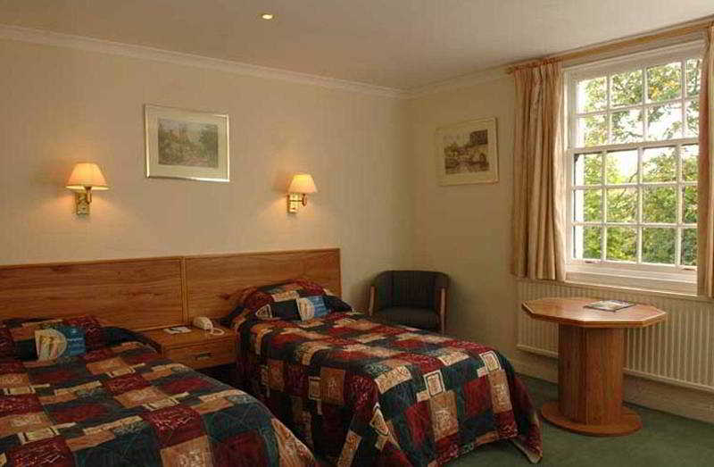 The Busby Hotel 3