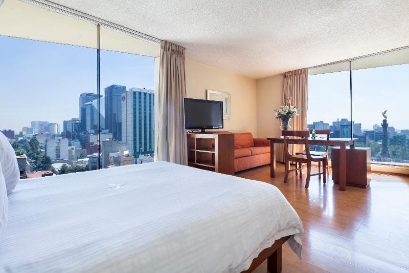Exe Suites San Marino 4