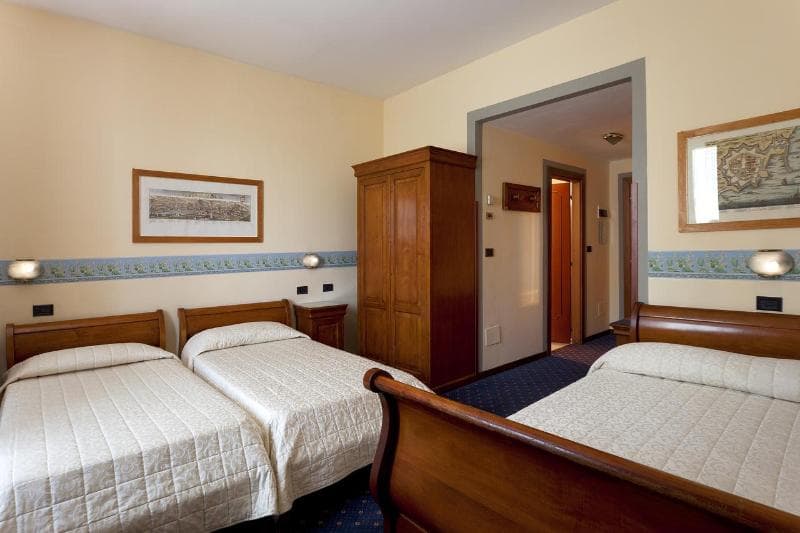 iH Hotels Firenze Select 5