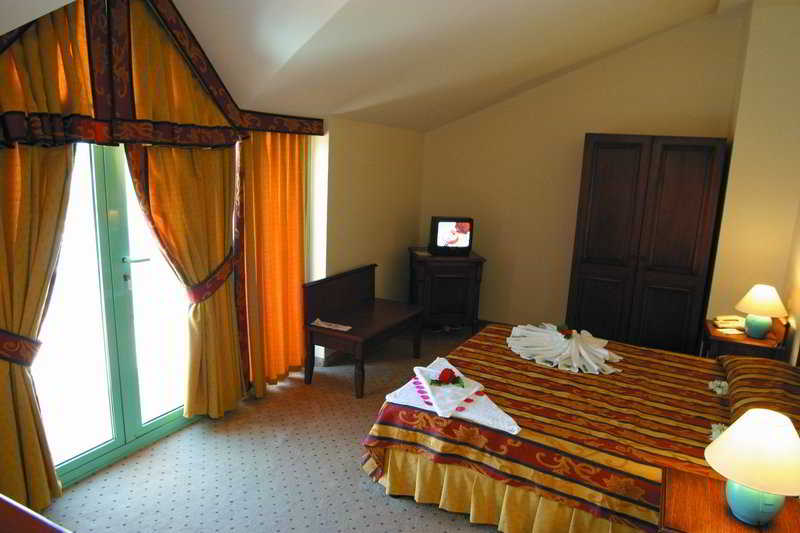 Fame Residence Göynük 4
